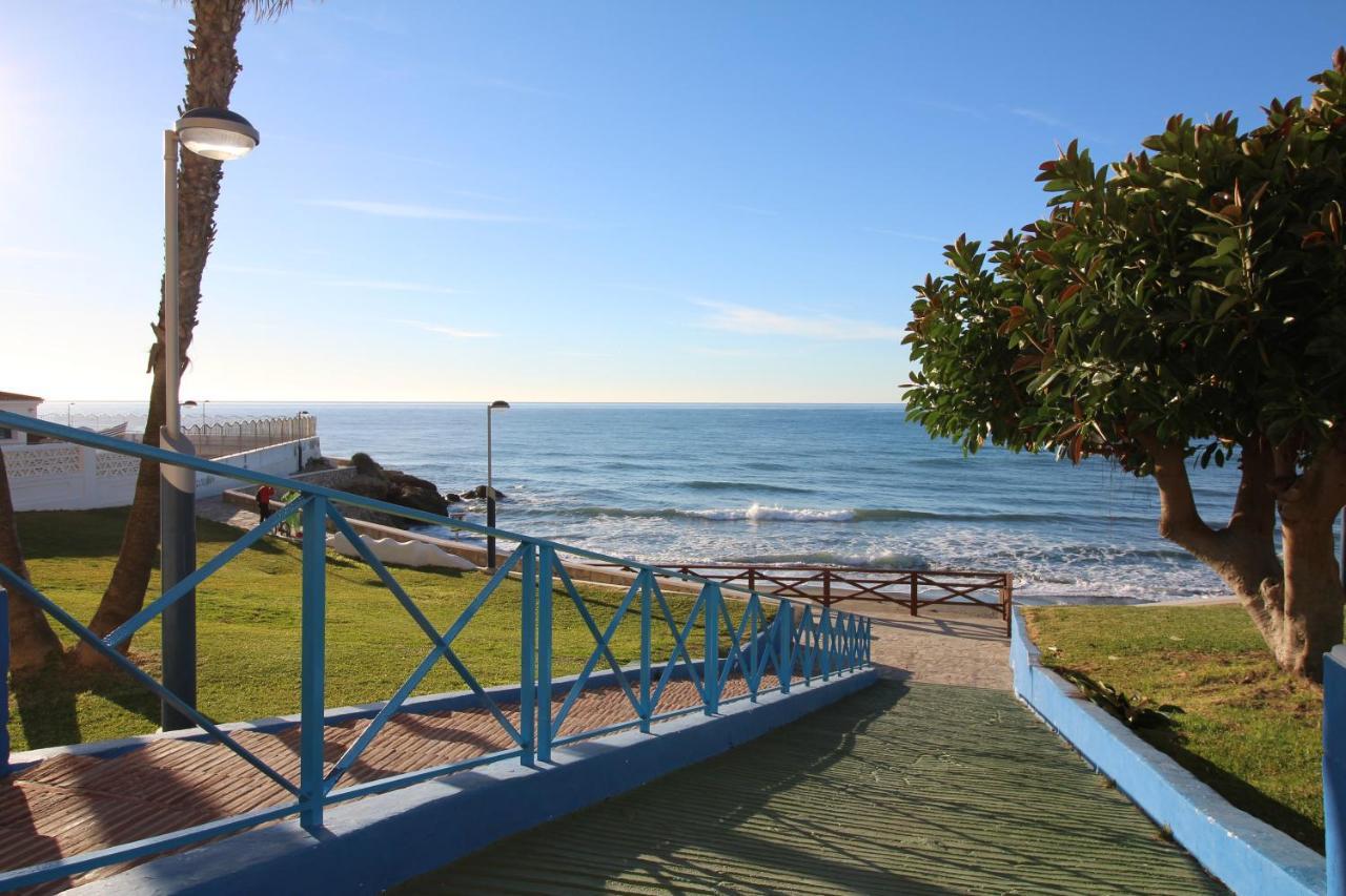 Beach Apartment El Faro Torrox Exterior photo